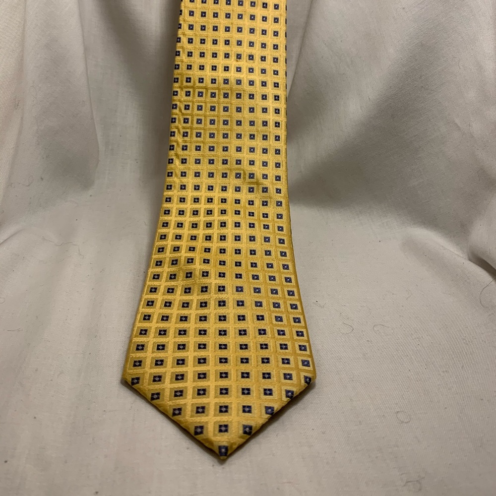 Roundtree and Yorke necktie
